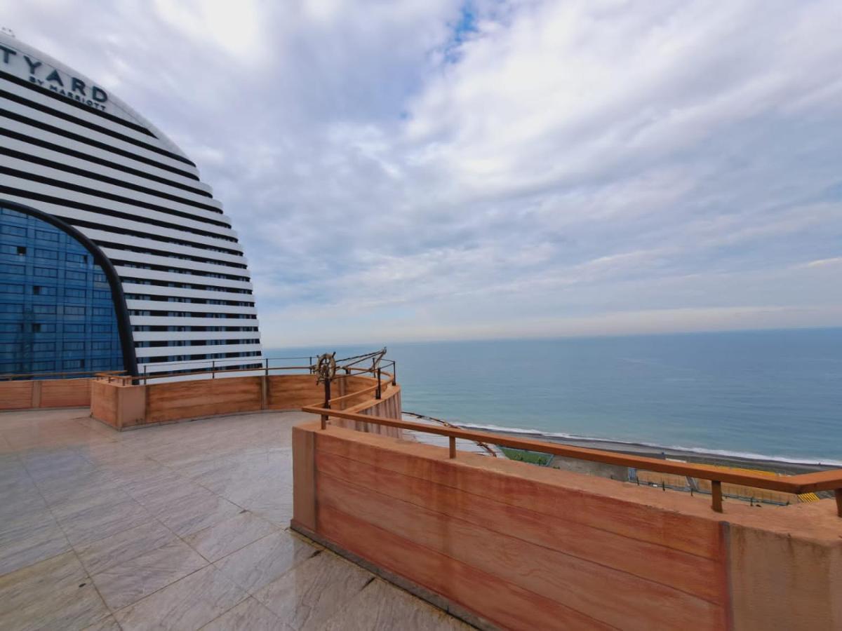 Darianna Batumi Exterior photo